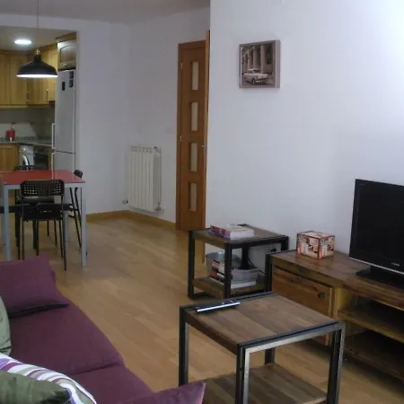 Apartamento Industrial * Huesca